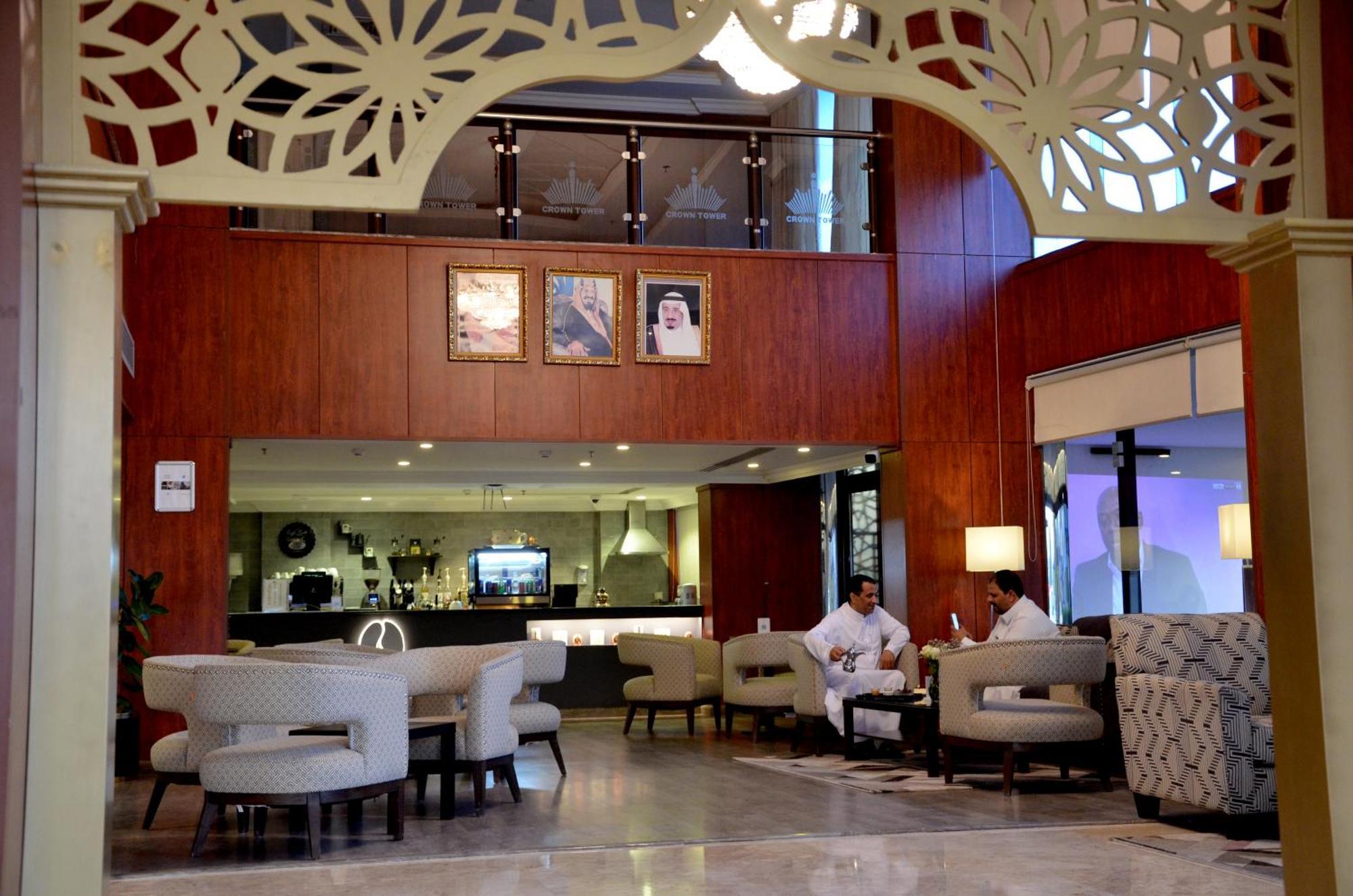 Al Jubail Crown Tower Hotel מראה חיצוני תמונה